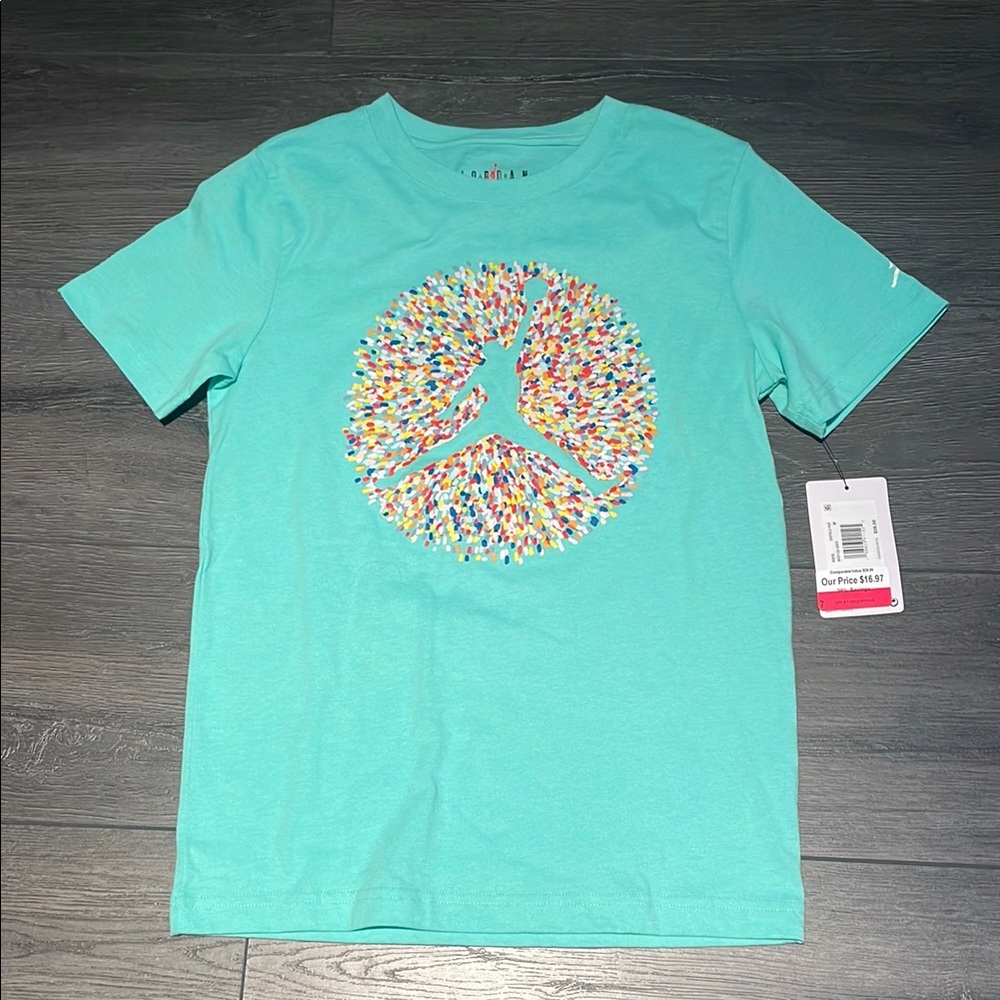 Air Jordan green shirt, boys size Medium (10/12)